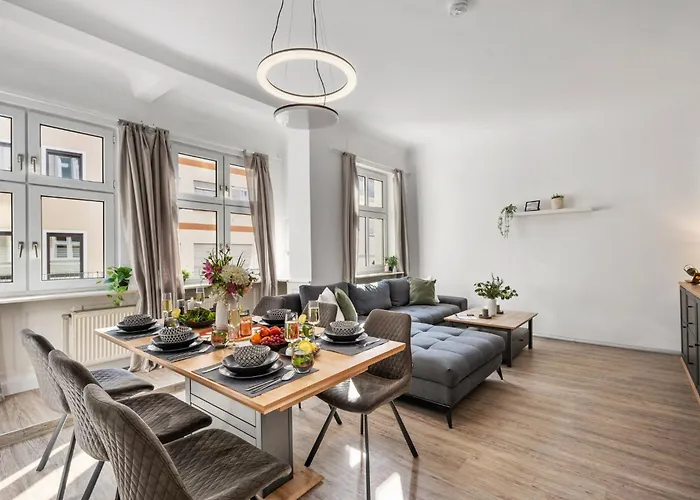Ferienwohnung Blassdoerfer - Traumhafte Altbauwohnung Mit Self-Checkin Und 93 Qm2